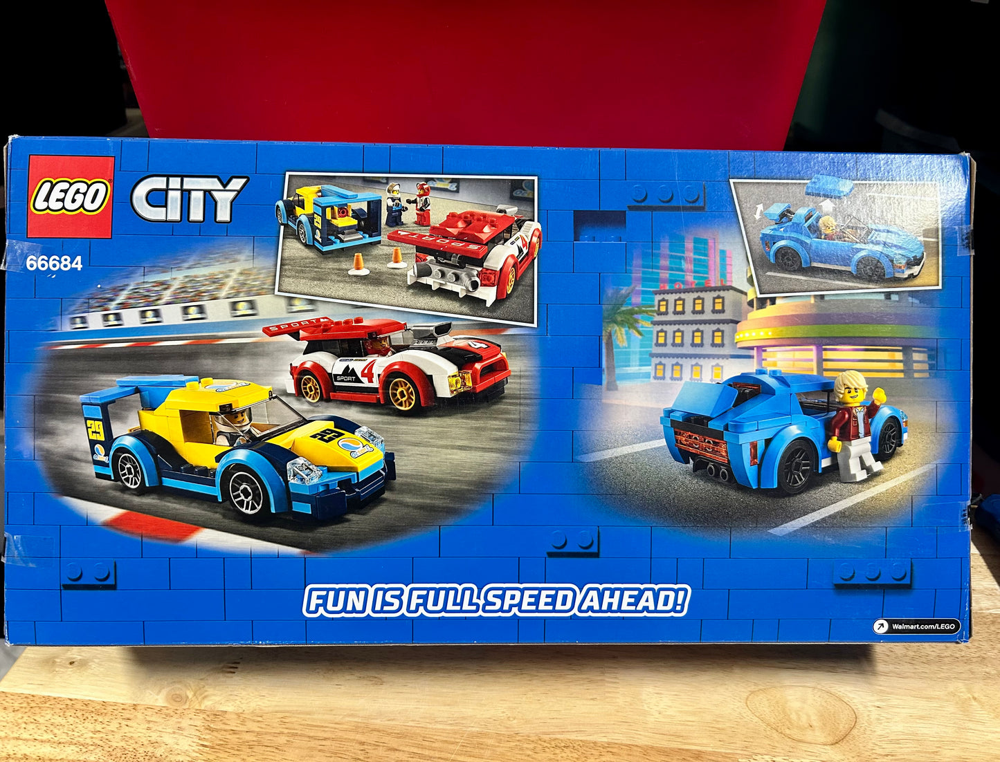 LEGO 66684 City Vehicles Gift Set includes Sets 60256 & 60285 with Travel Case 36209