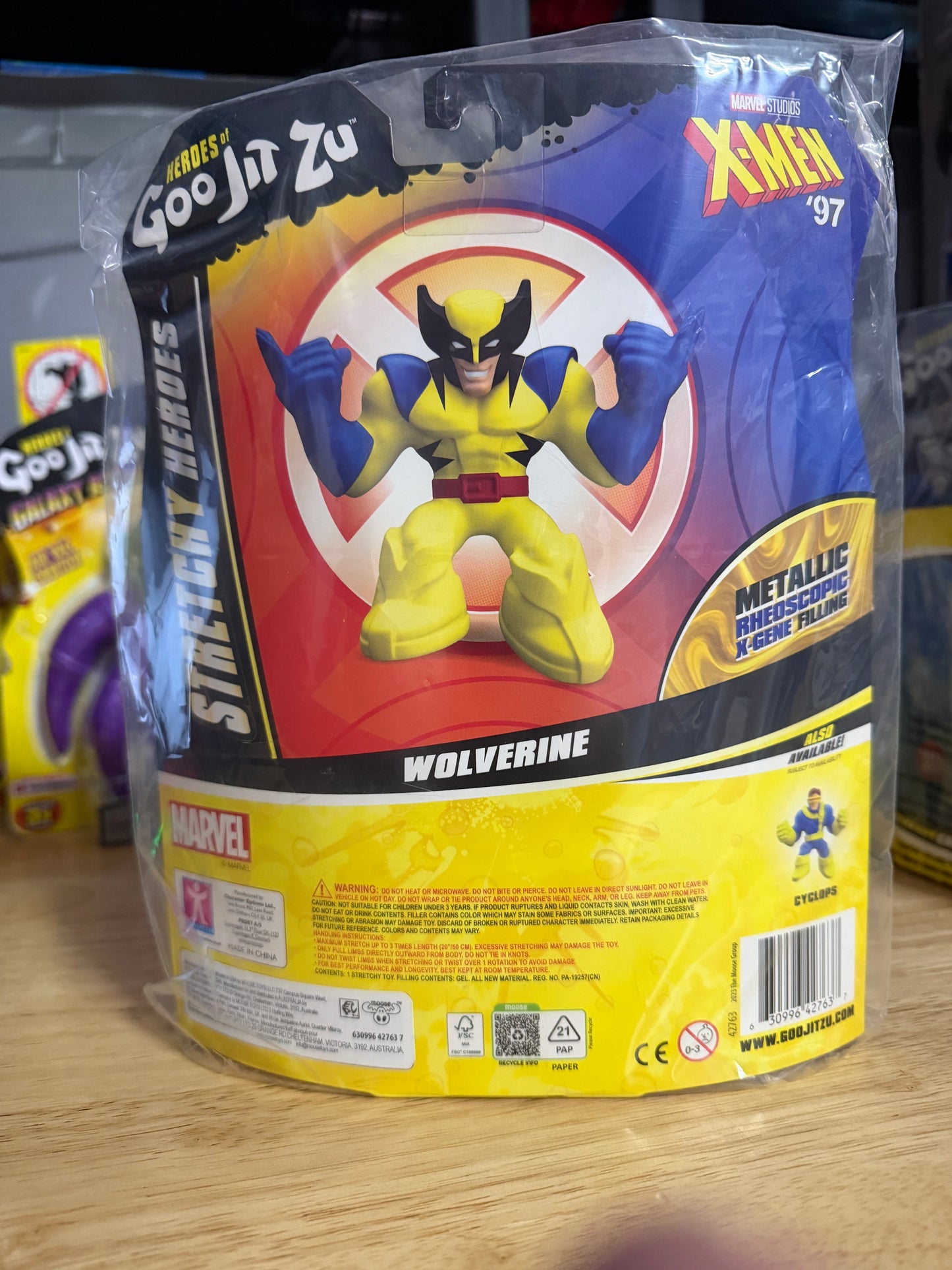 Heroes of Goo Jit Zu Marvel Studios X-Men '97 Wolverine Stretchy Action Figure 42763