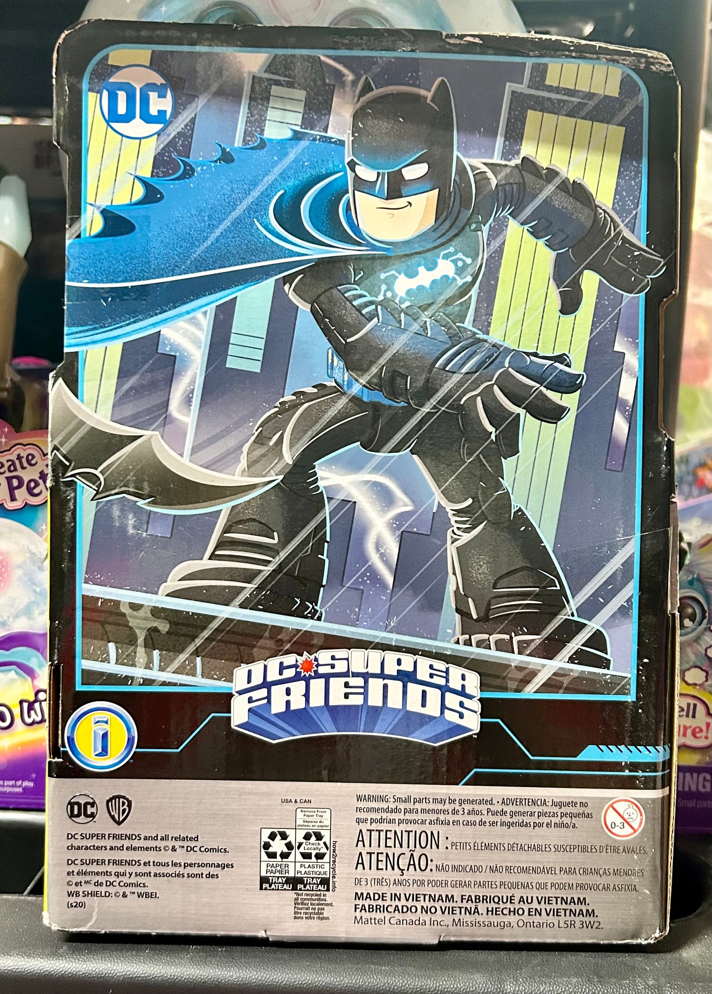 Imaginext DC Super Friends Batman XL 10-Inch Poseable Figure, Bat-Tech Blue