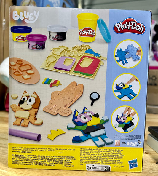 Play-Doh Bluey Make 'n Mash Costumes Playset with 11 Cans, 981359