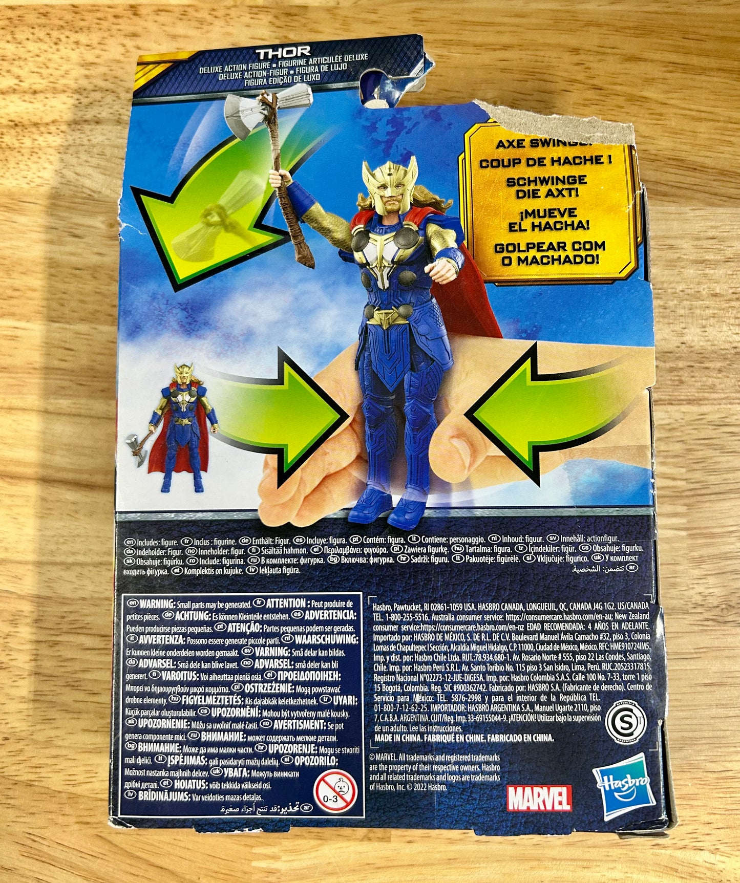 Marvel Studios' Thor: Love and Thunder Thor Deluxe Action Figure 948352