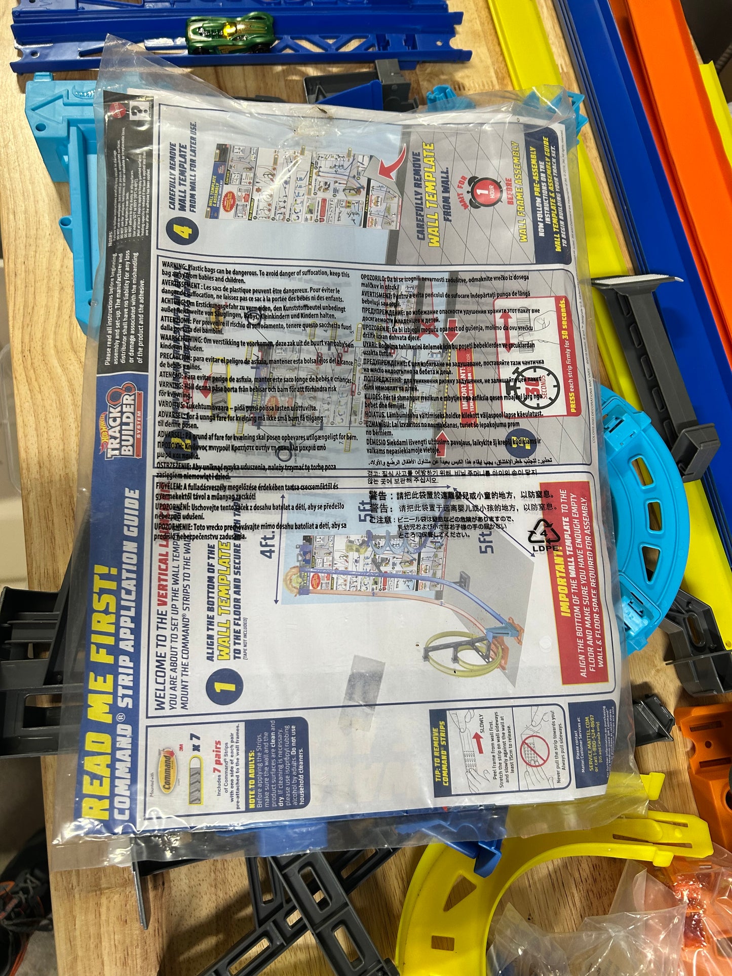 Hot Wheels Track Builder Vertical Launch Kit Playset 1:64 Scale 77952