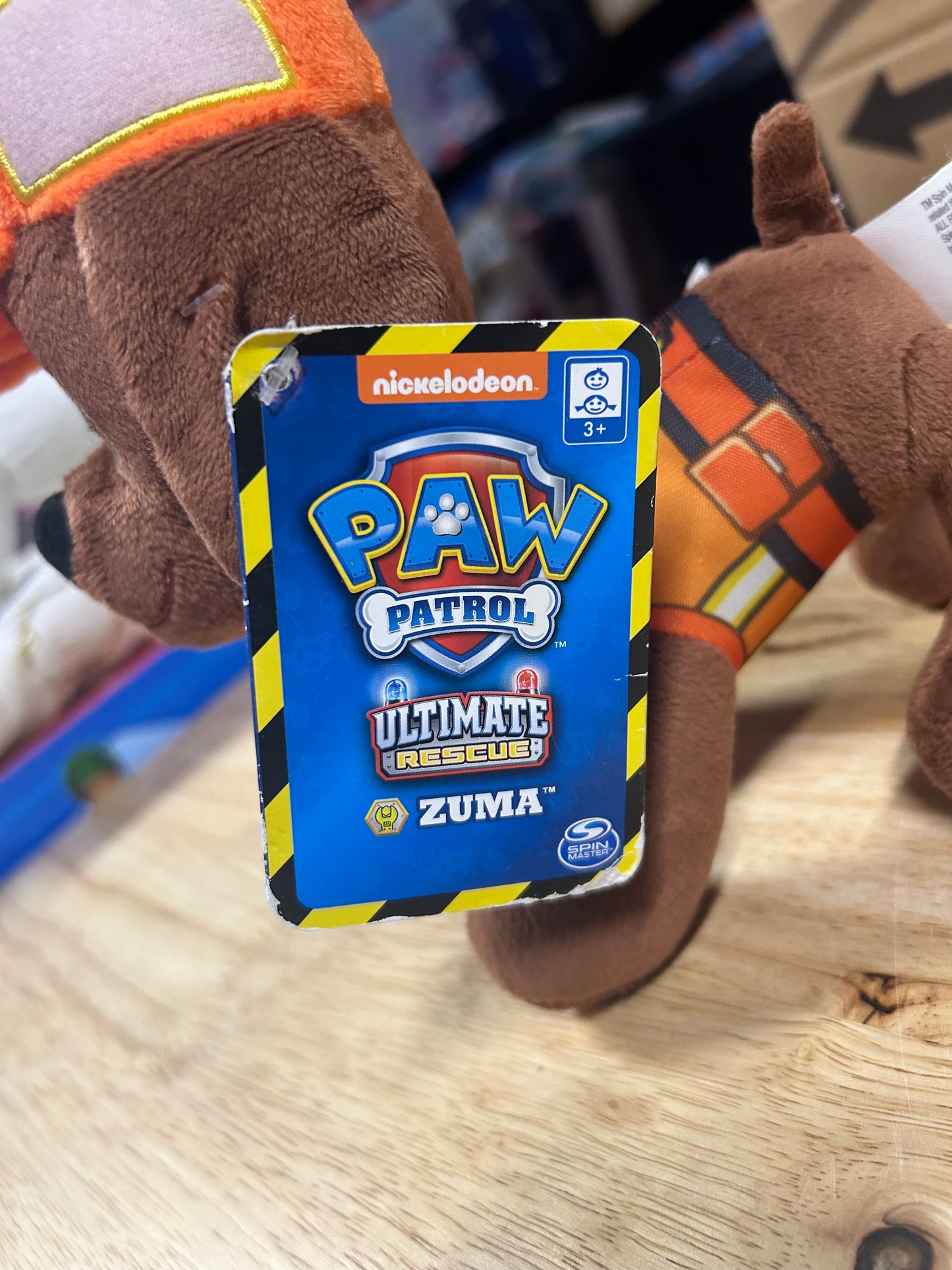 PAW Patrol, 8 inch Ultimate Rescue Construction Zuma Plush 18851