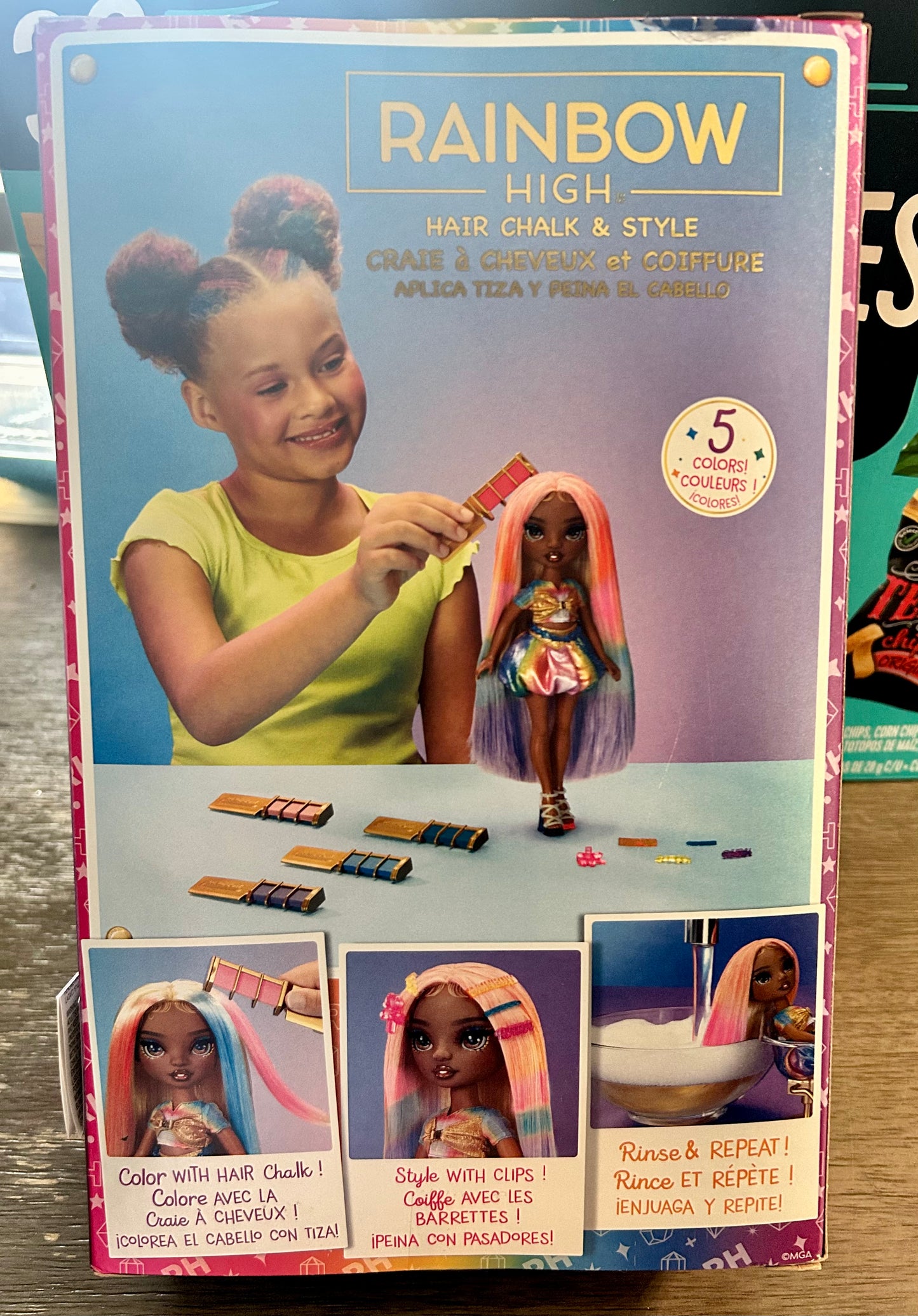 Rainbow High Hair Chalk & Style Meline – Rainbow & Gold 11” Doll, Washable Rainbow Hair Chalk 52679