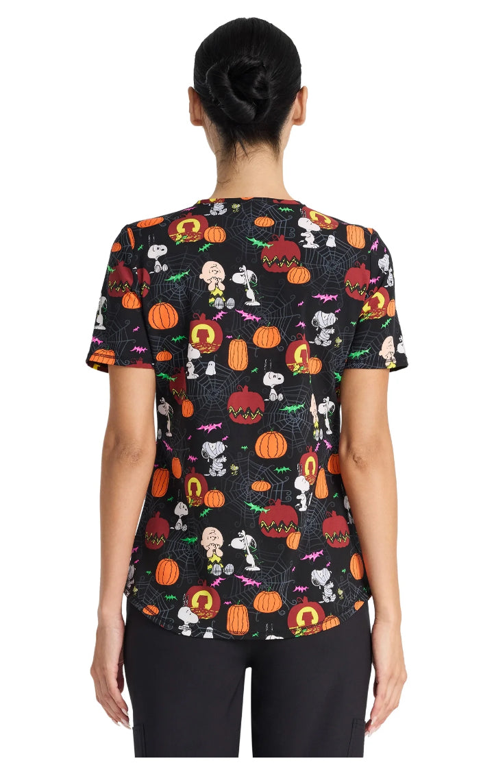 Peanuts Charlie Brown Spooky Snoopy Women's V-Neck Print Scrub Top