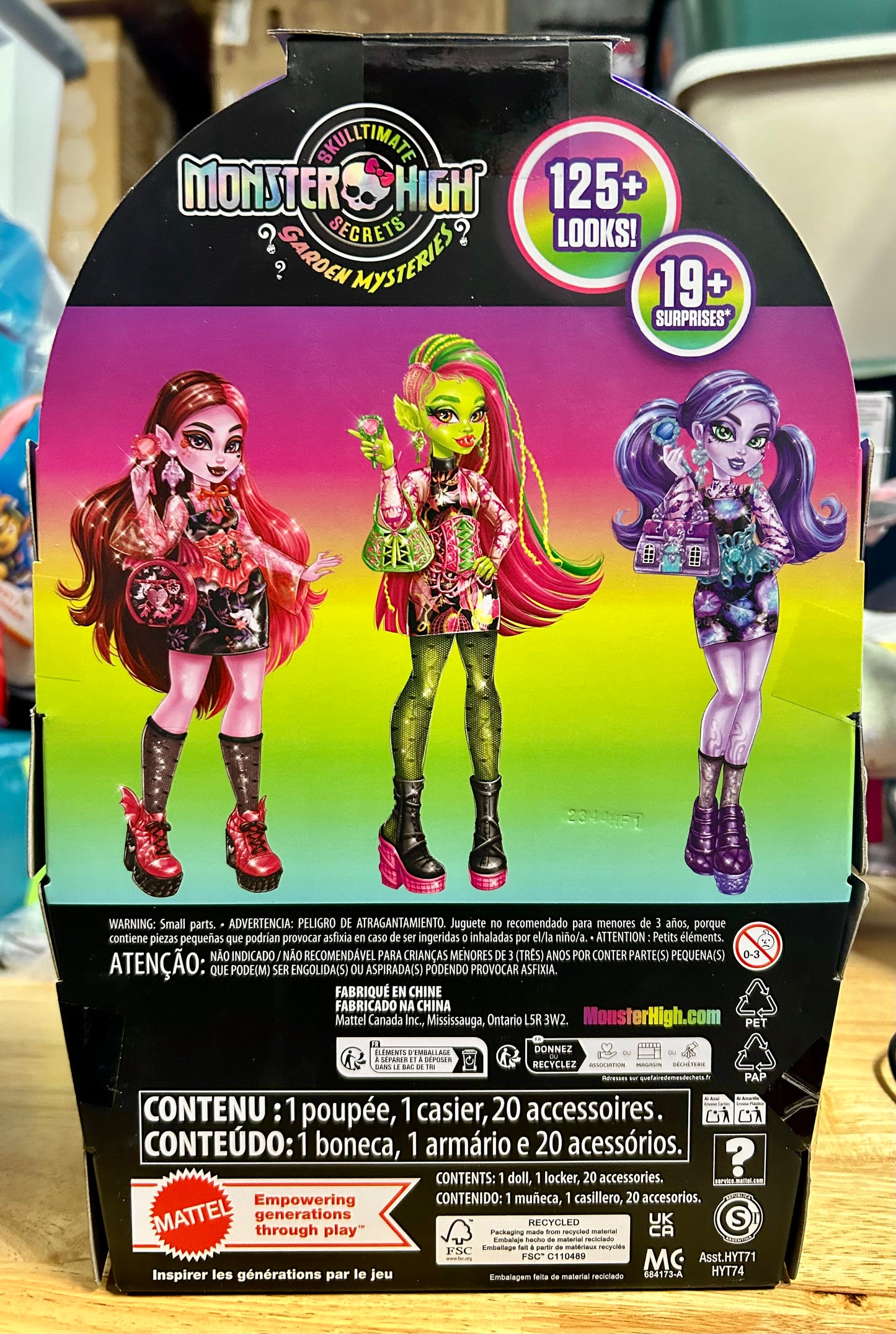 Monster High Skulltimate Secrets Garden Mysteries Playset, Twyla Doll with 19+ Surprises 25543