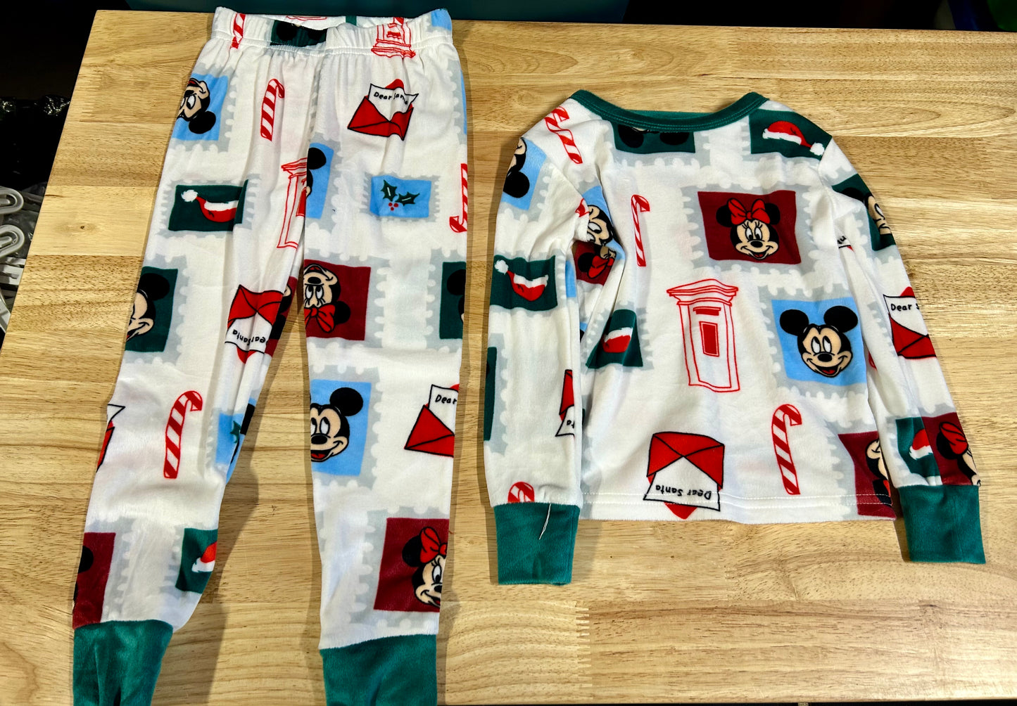 Disney Mickey & Minnie Mouse “Dear Santa” Christmas PJ’s Size-4 79728