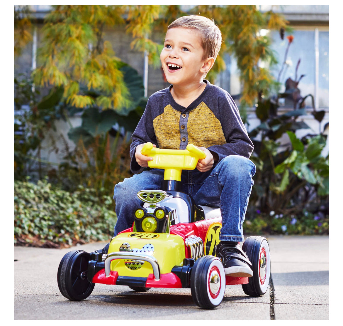 Disney Mickey Mouse 6V Battery-Powered Boys' Ride-On 19348