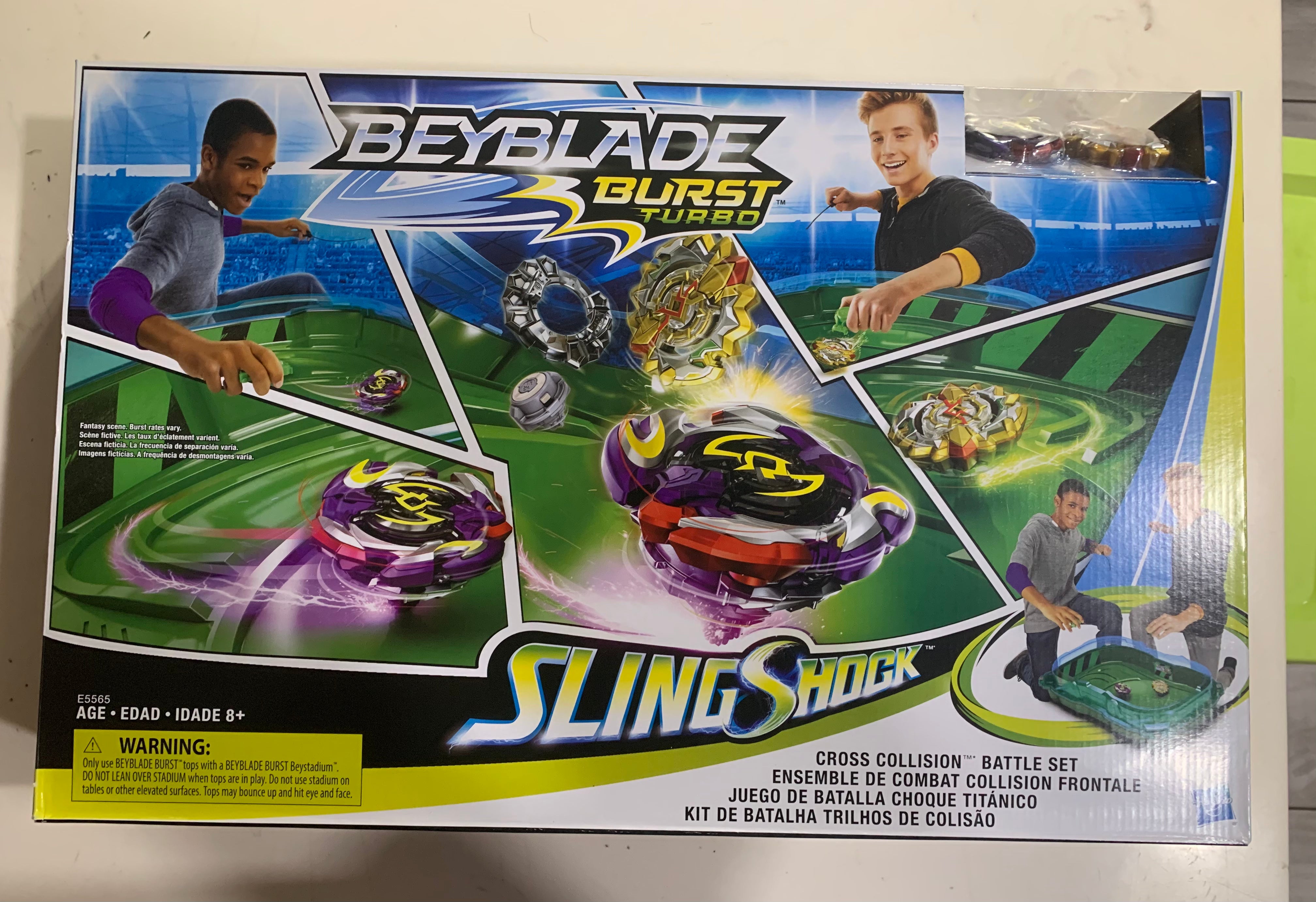 Beyblade slingshock best sale battle set