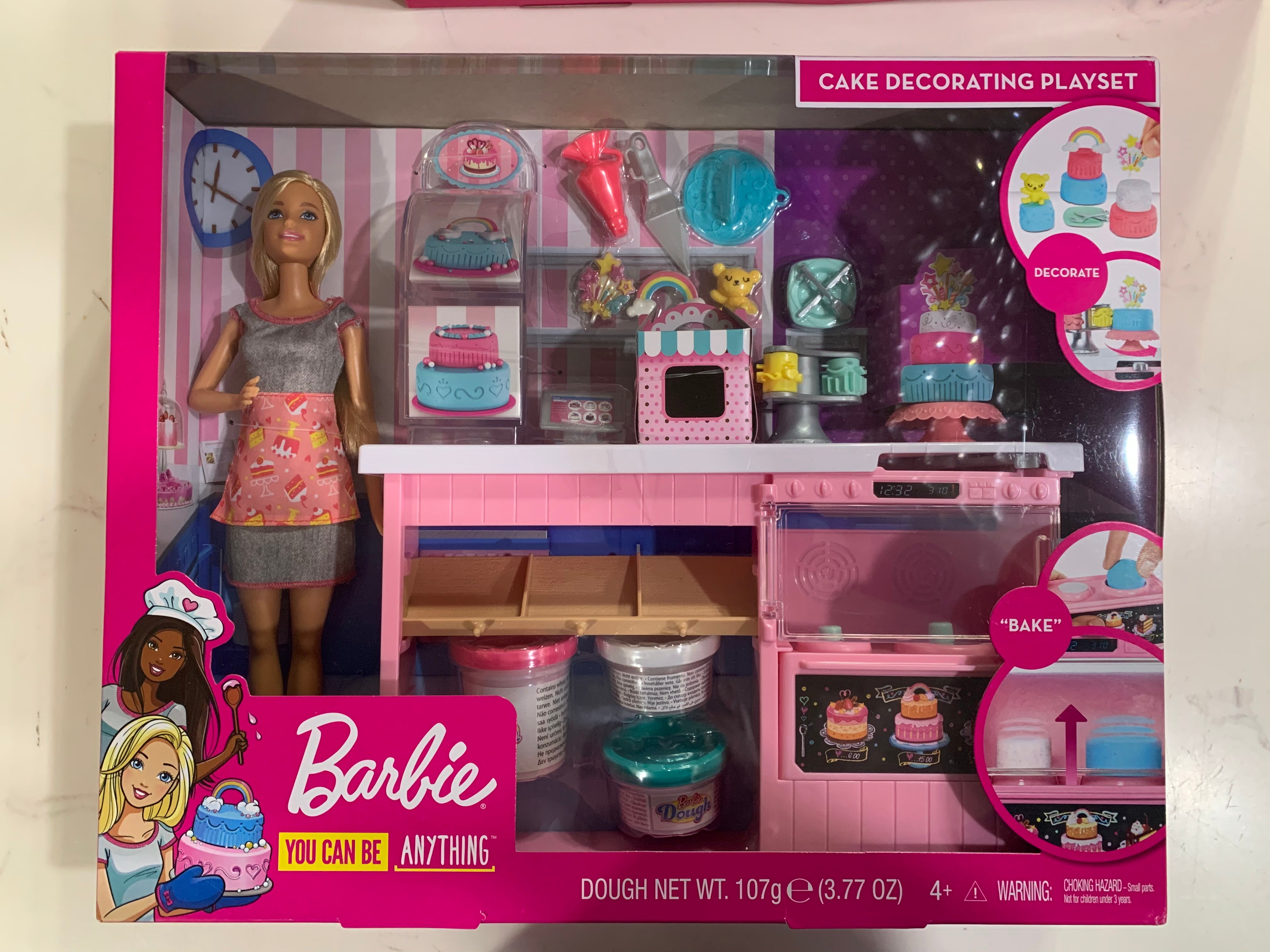 Barbie cake decorating playset with blonde baker discount doll