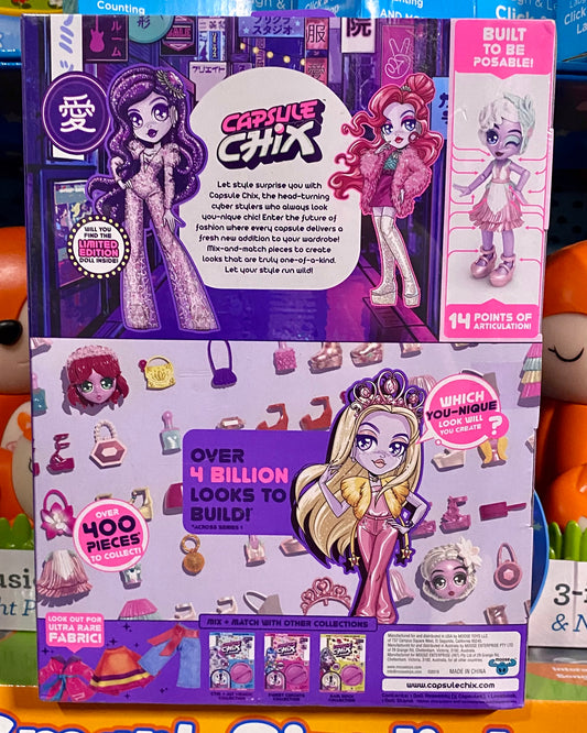 Capsule Chix Giga Glam Collections 4.5” Doll With Capsule Machine 59201