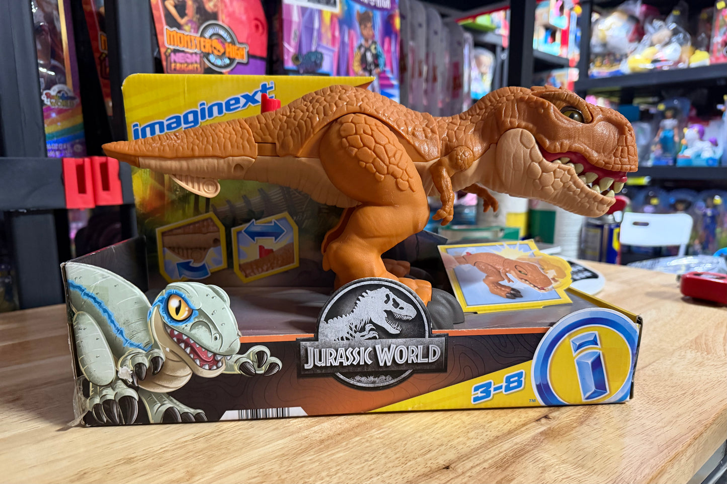 Imaginext Jurassic World Thrashin’ Action T. Rex Dinosaur Figure 03705