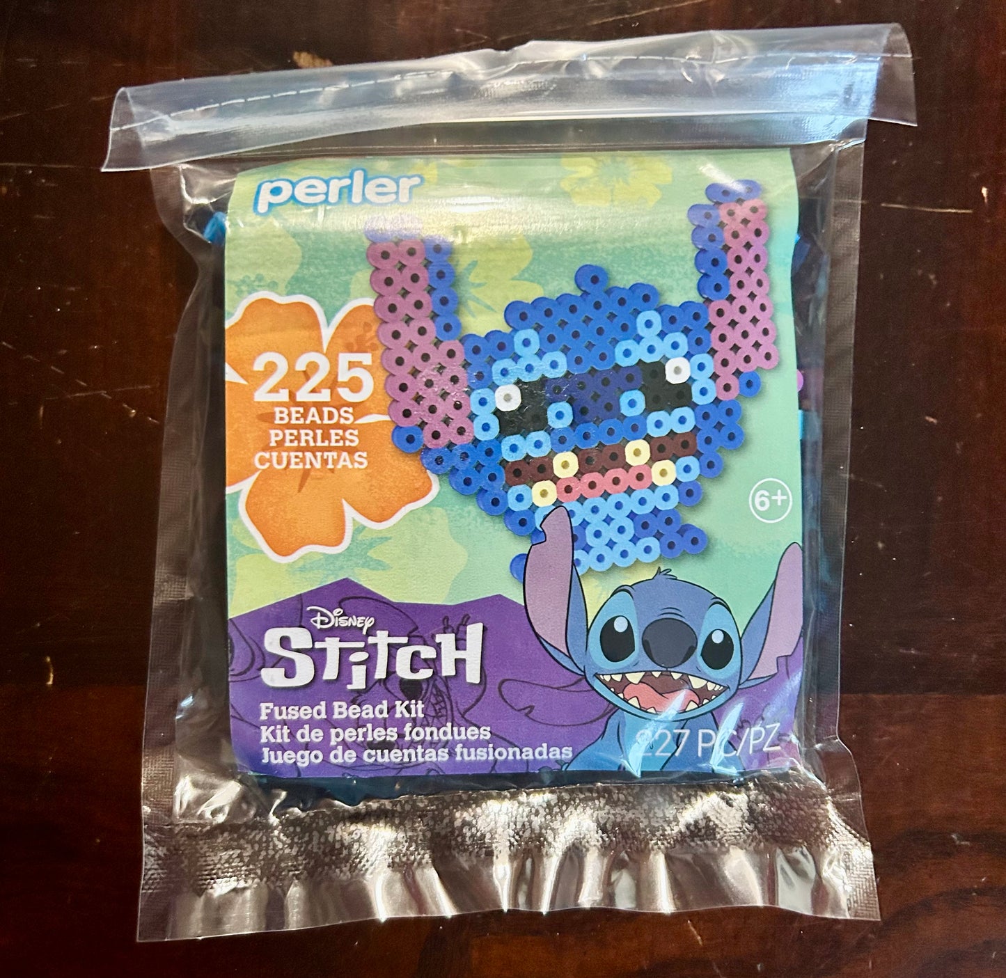 Perler Stitch Bead Kit 225-Piece 5”x7” Patterns May Vary 53539