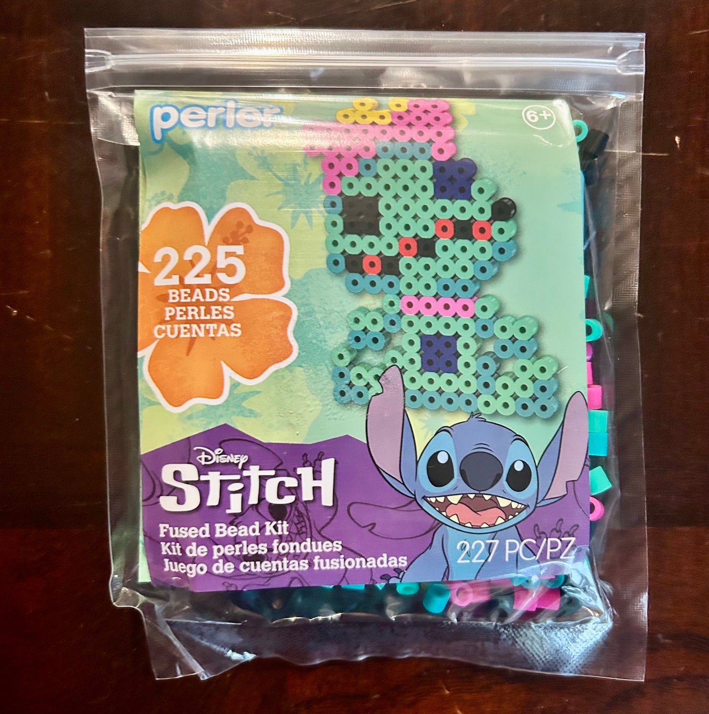 Perler Stitch Bead Kit 225-Piece 5”x7” Patterns May Vary 53539