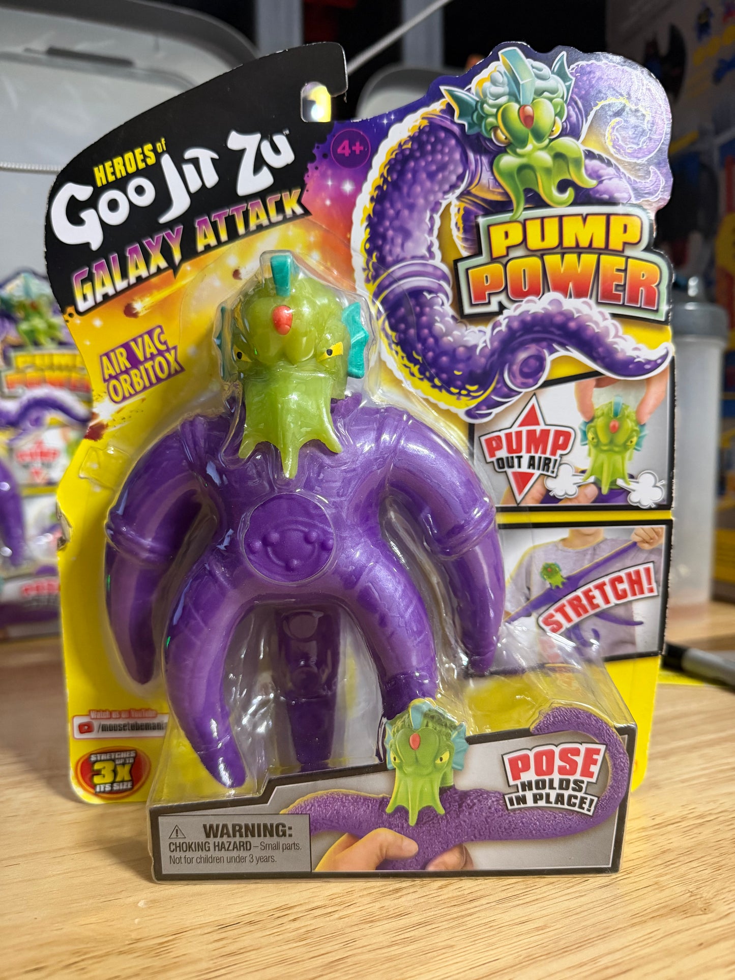 Hero’s of Goo Jit Zu Galaxy Attack Air Vac Orbitox 41222