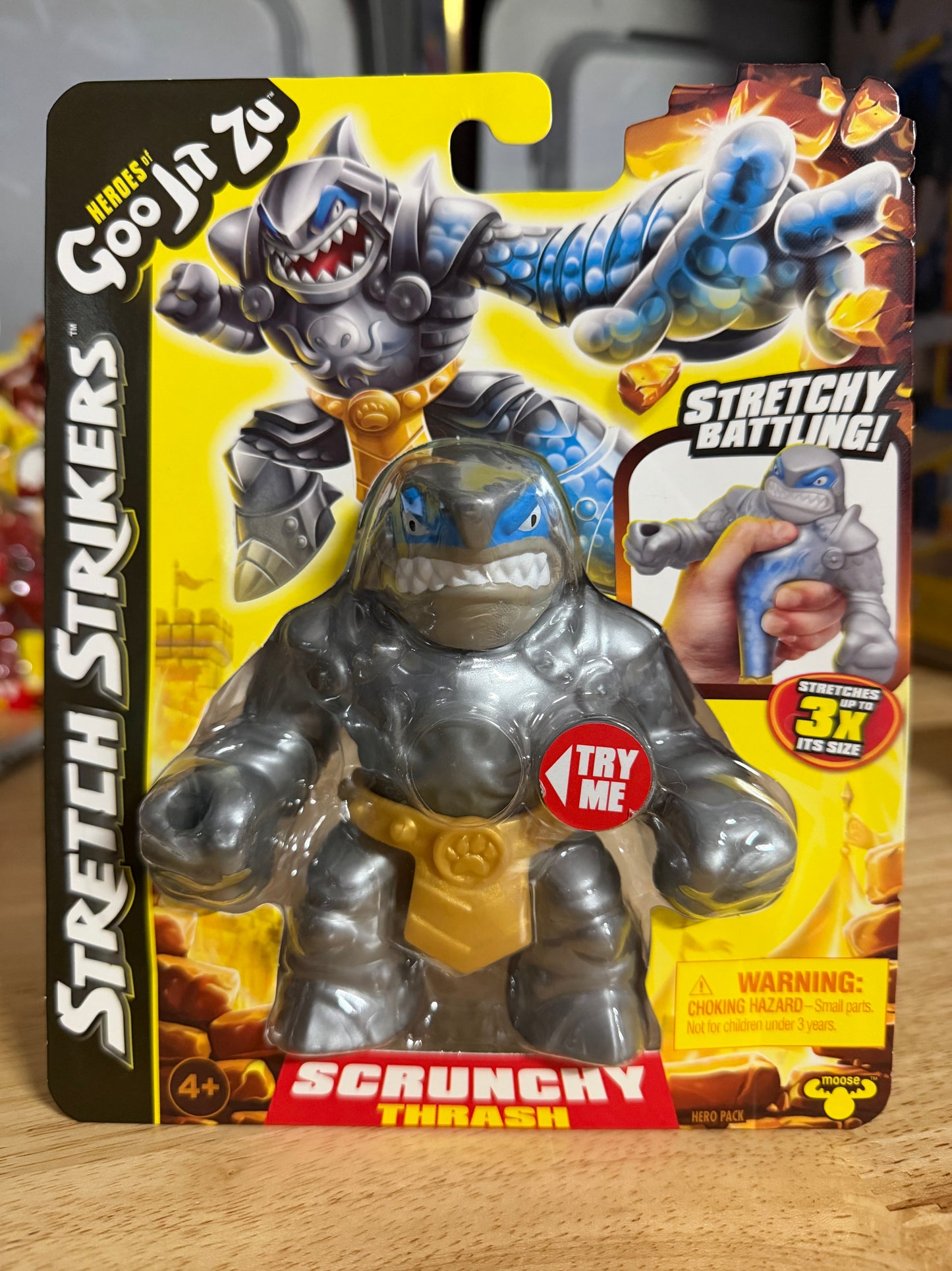 Heroes of Goo Jit Zu Stretch Strikers Thrash Action Figure 42781