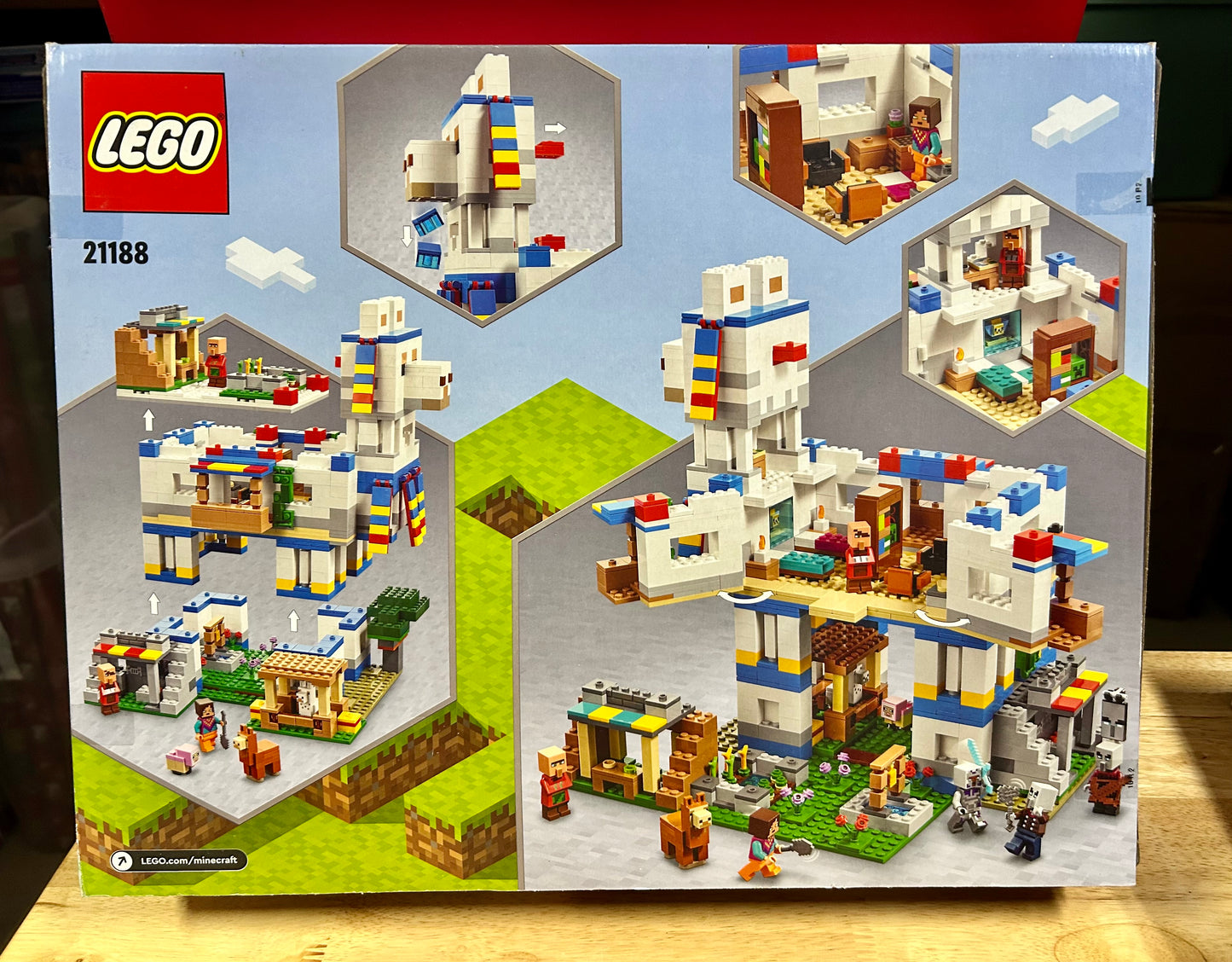LEGO 21188 Minecraft The Llama Village 358705