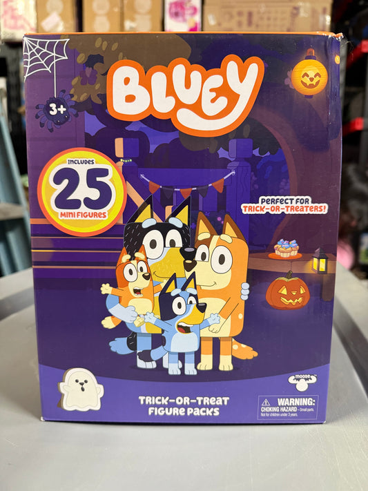 Bluey Mini Figure Multi-pack, Contains 25 Individually Bagged 1 inch Mini Figures 192573