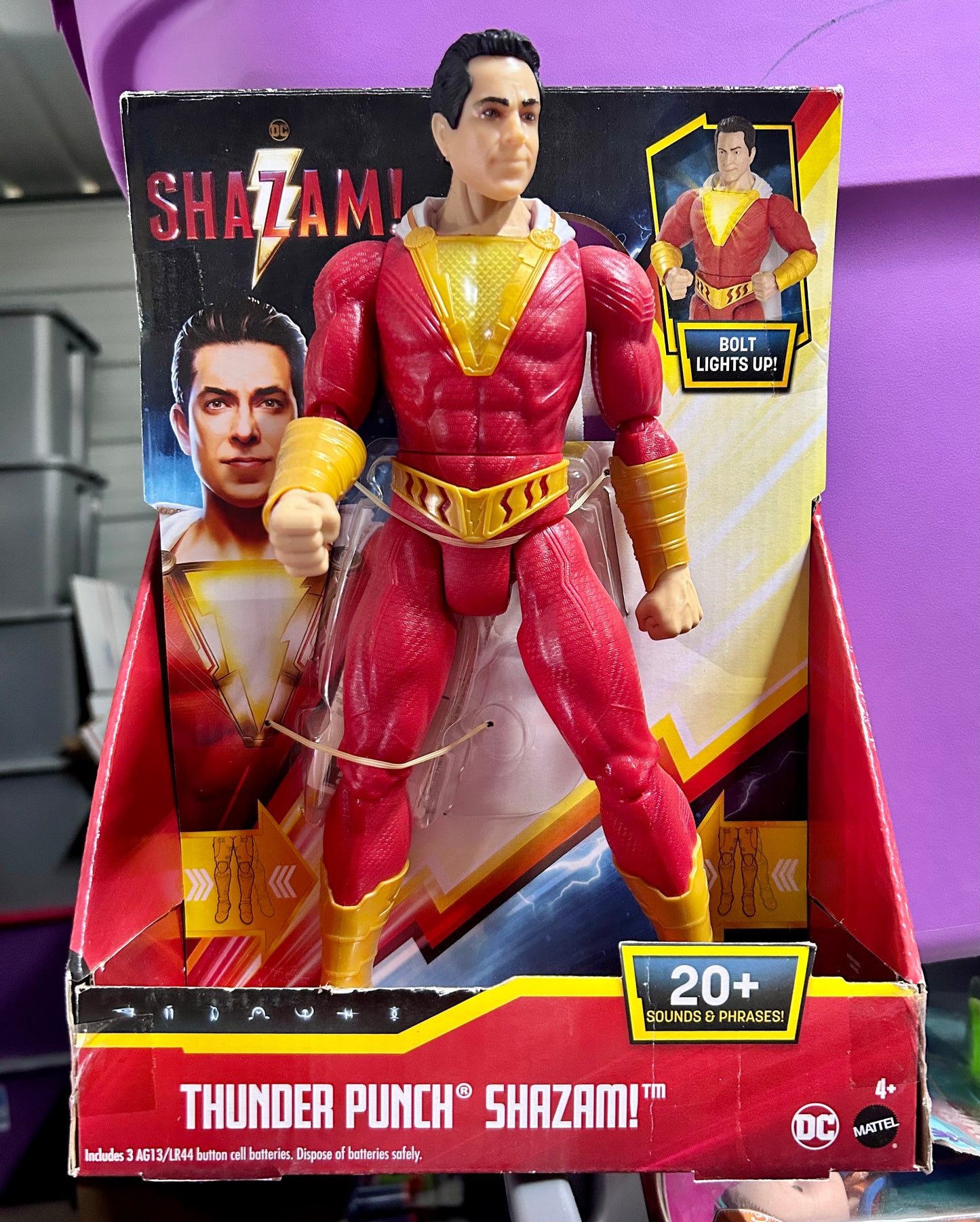 DC Comics Shazam! Thunder Punch Shazam! 12-Inch Action Figure