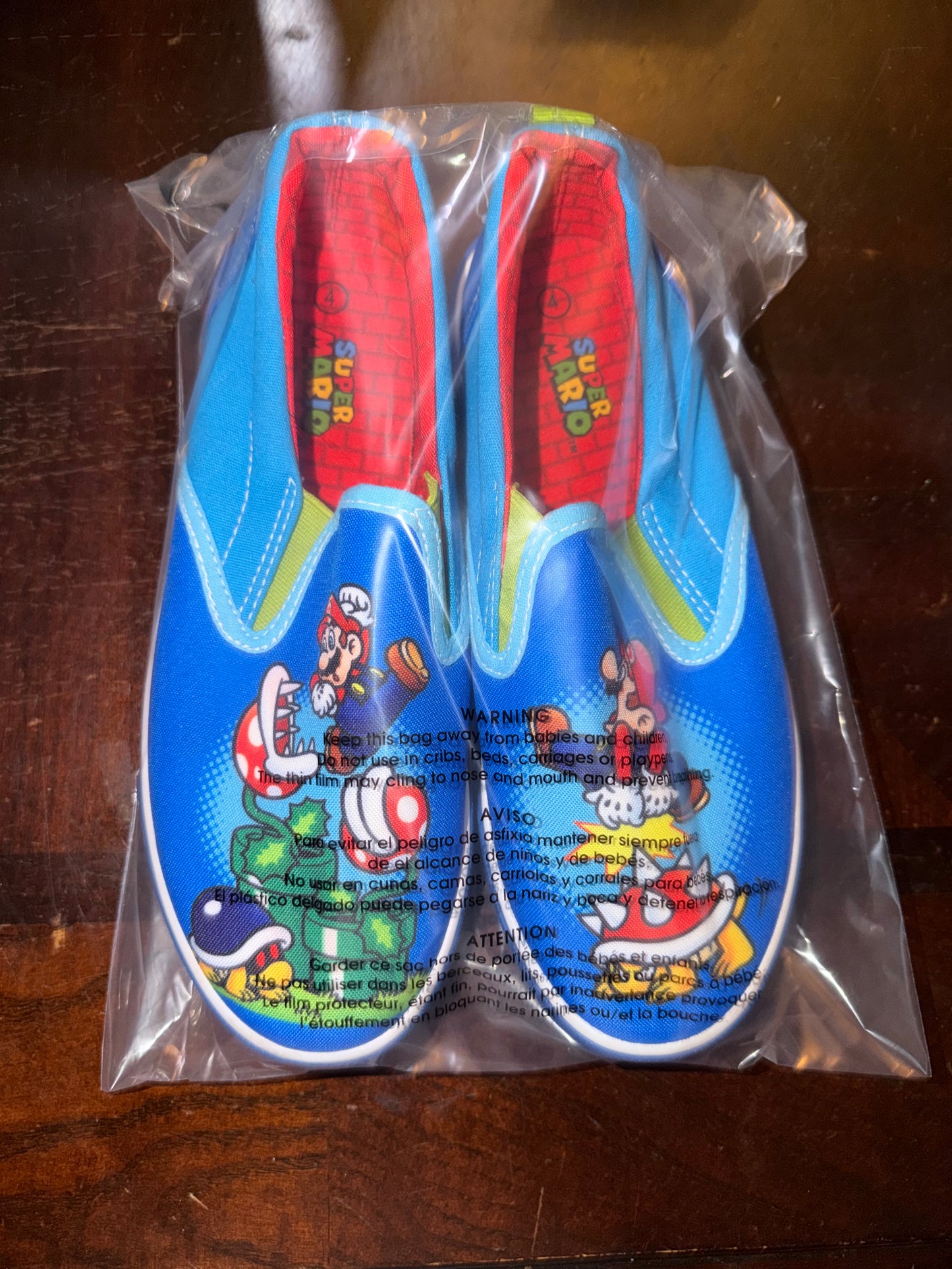 Nintendo Super Mario Bros Boys Slip-On Sneakers Loafers Size-4 280356
