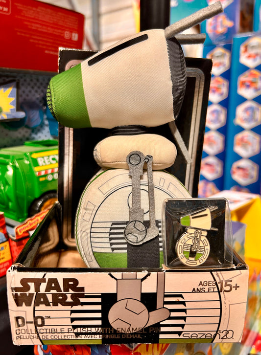 Star Wars D-O 7" Plush & Pin Set