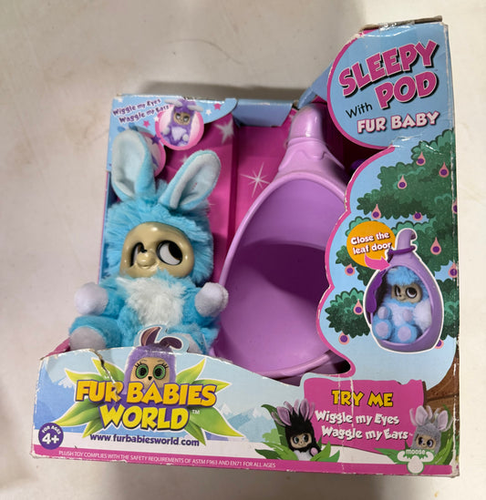 Fur Babies World Sleepy Pod + Dreamstar Fur Baby Adero 936122