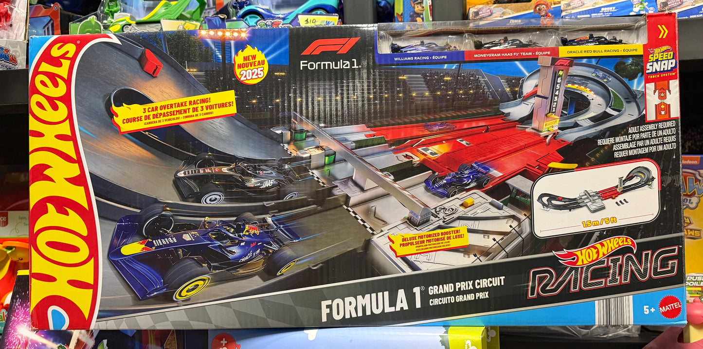 Hot Wheels Race Formula 1 Grand Prix Circuit Track Set with 3 1:64 Scale Die-Cast Toy Cars 29113