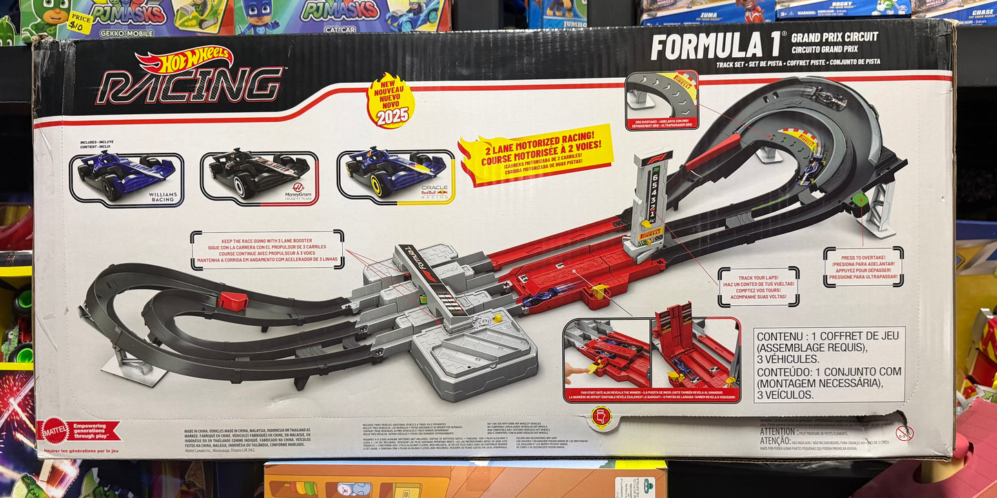 Hot Wheels Race Formula 1 Grand Prix Circuit Track Set with 3 1:64 Scale Die-Cast Toy Cars 29113