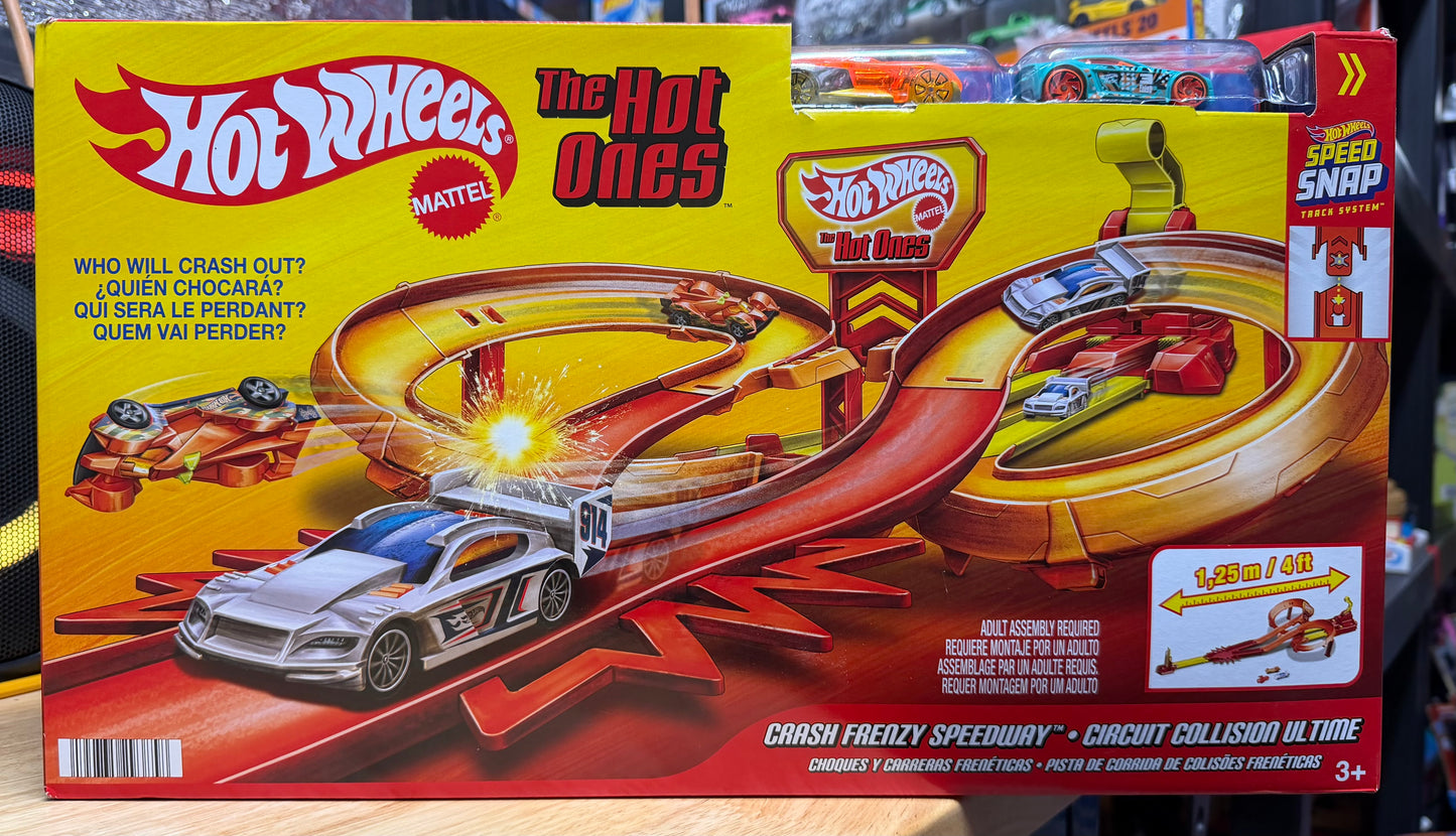 Hot Wheels The Hot Ones Crash Frenzy Speedway Diecast Car Track Set 29385