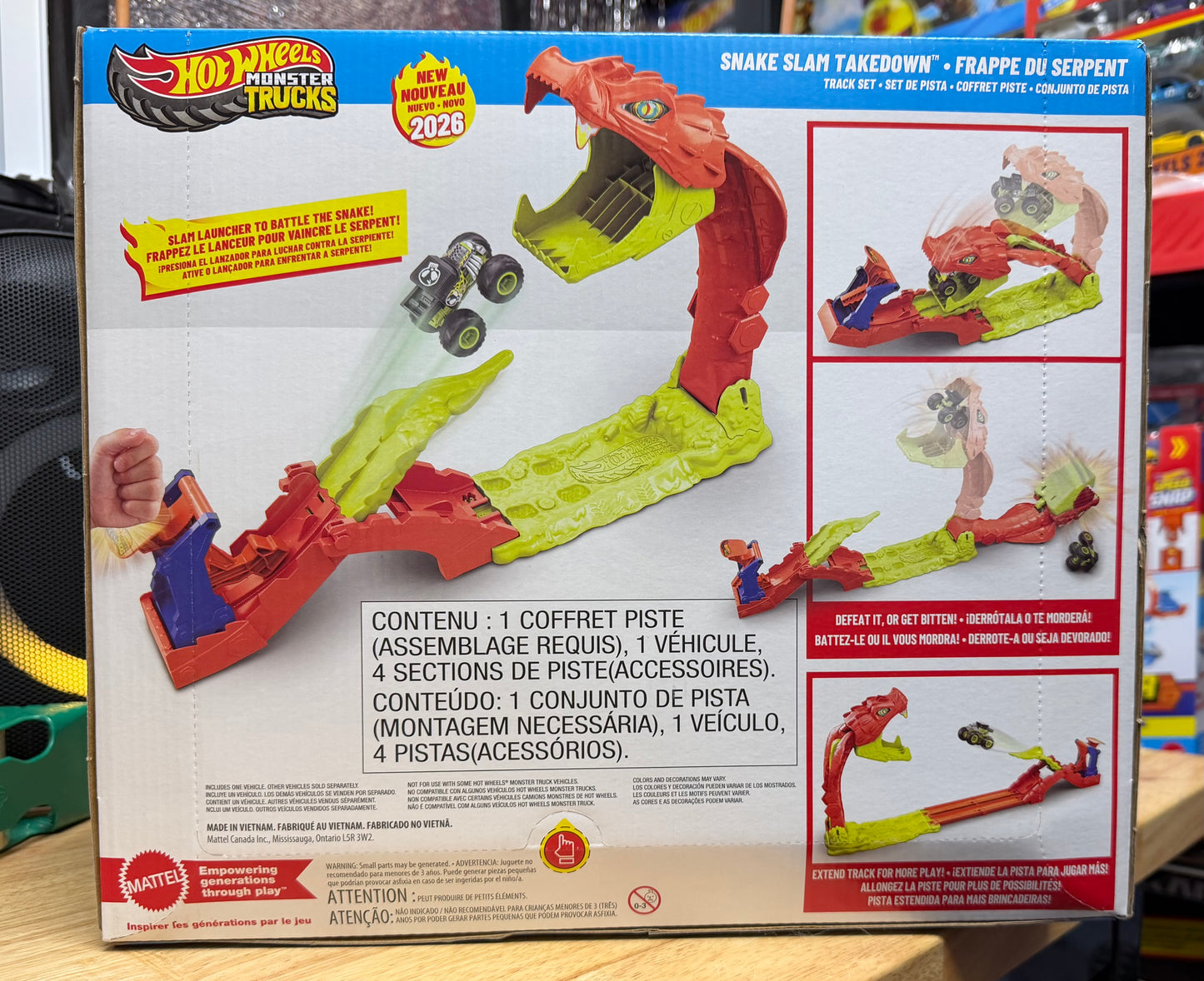 Hot Wheels Monster Trucks Snake Slam Takedown Playset with 1:64 Scale Bone Shaker Toy Vehicle 33972