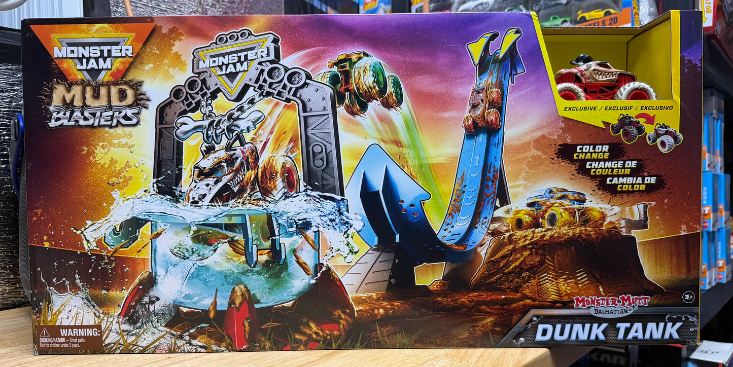 Monster Jam Mud Blasters Monster Mutt Dalmatian Dunk Tank Playset 05065
