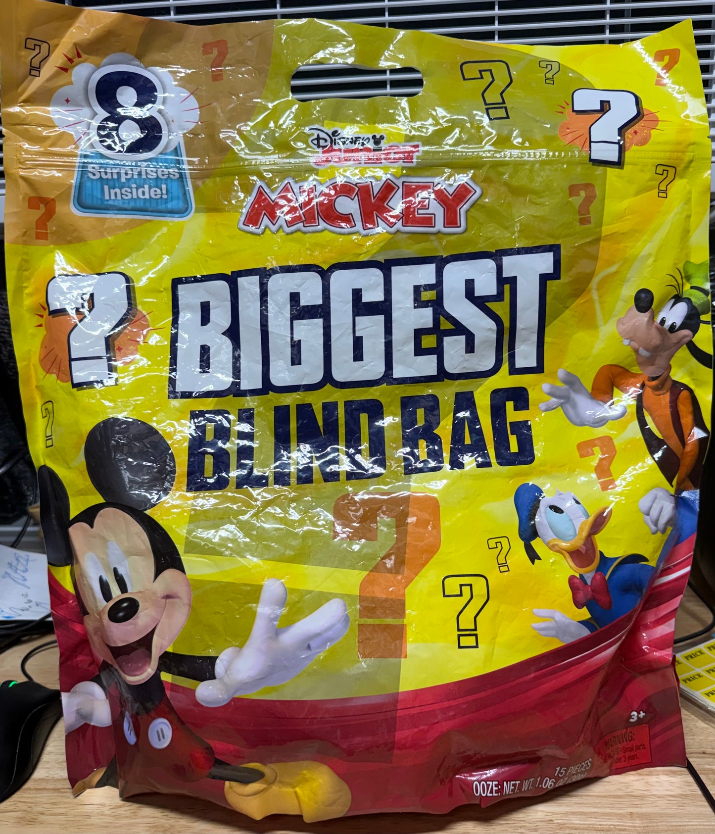 Disney Junior Mickey Biggest Blind Bag 8-Surprises 38636