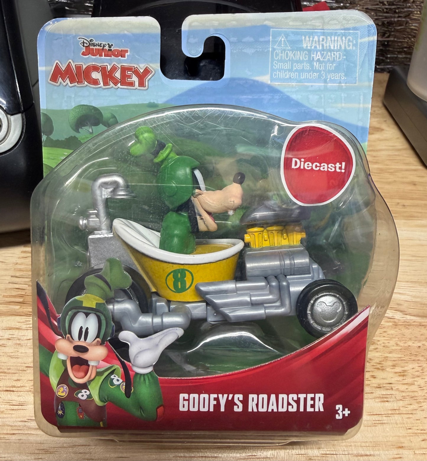 Disney Junior Mickey Die Cast Vehicles, Goofy’s Roadster 38459