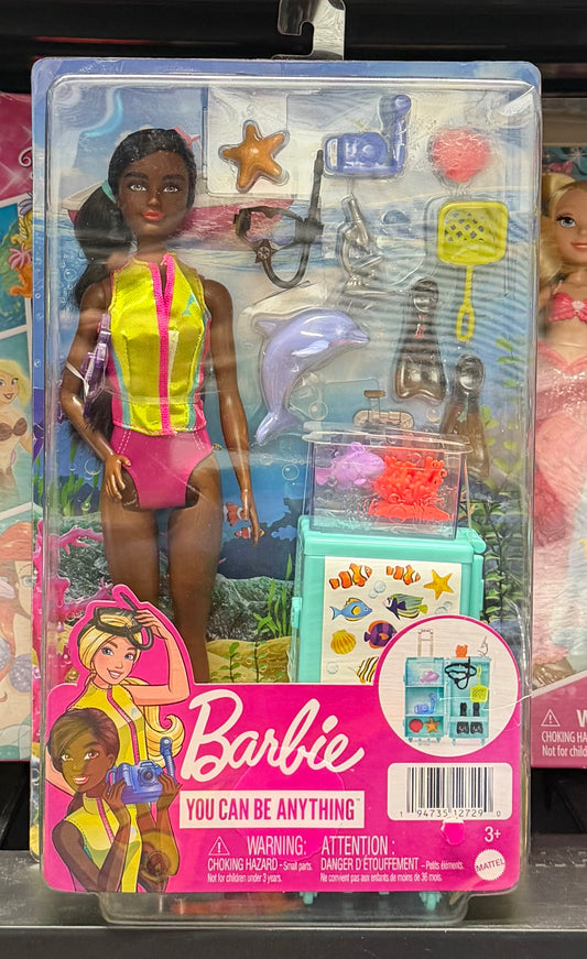 Barbie Marine Biologist Doll and Accessories, Mobile Lab Playset with Brunette Doll 12729