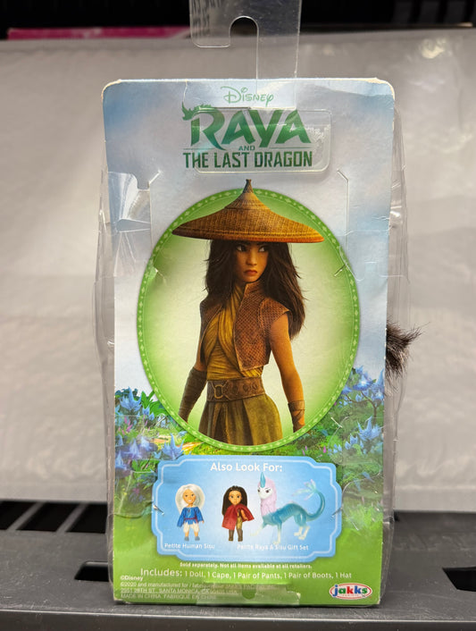 Disney Raya and the Last Dragon 6" Petite Fashion Doll 21176