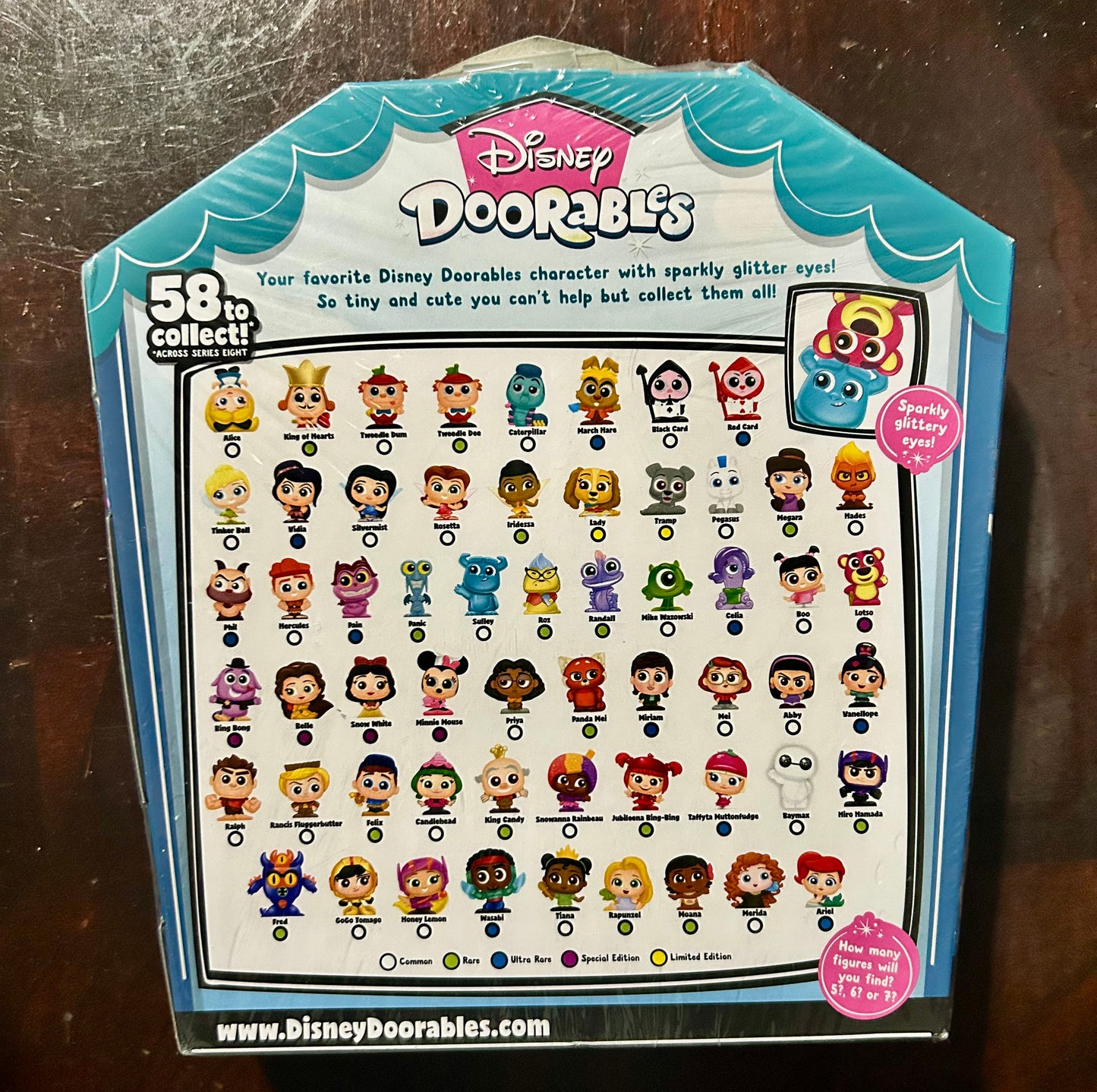 Disney Doorables Multi Peek, Series 8 Featuring Special Edition Scented Figures 44563