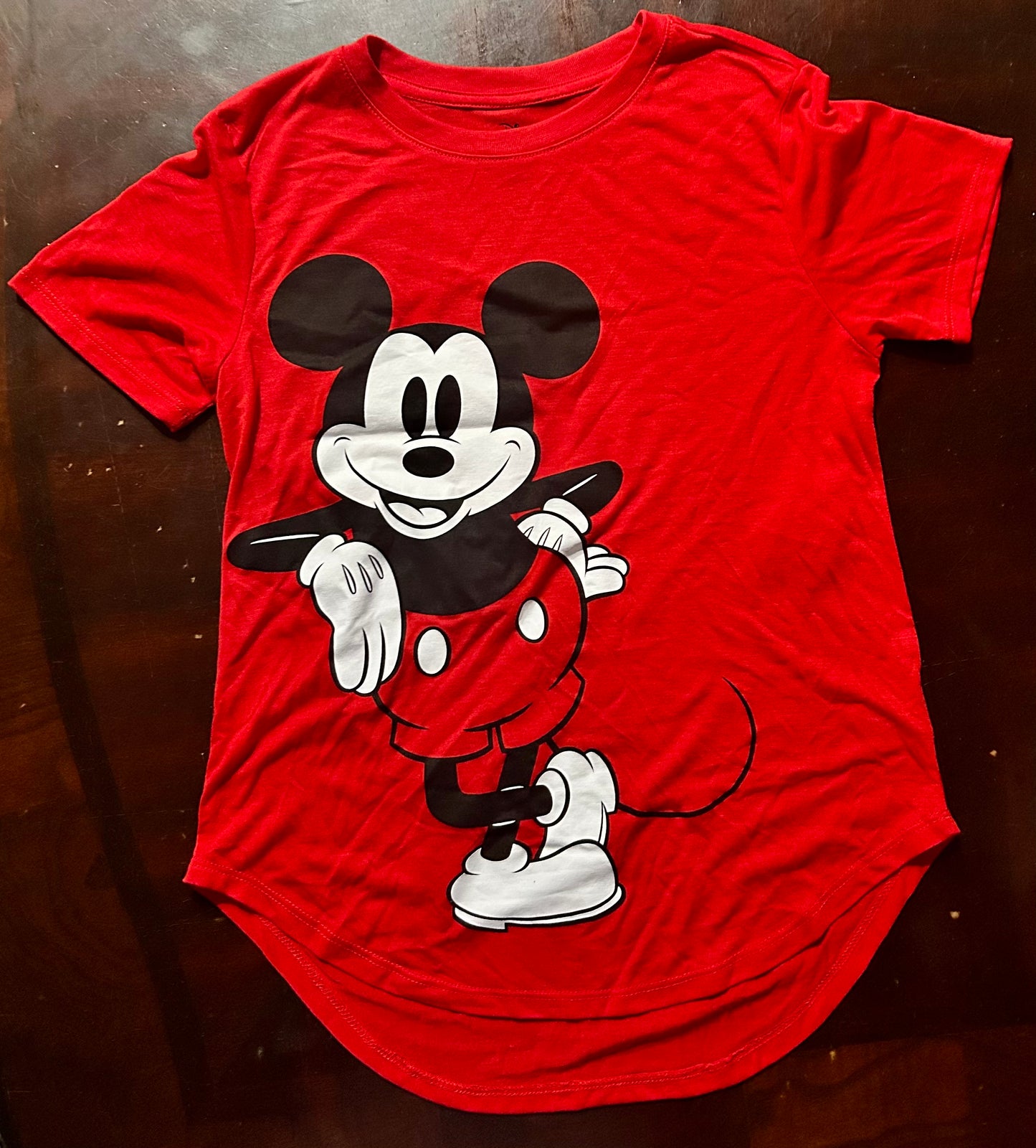 Mickey & Minnie Red Tee Size Medium (7-9) 421244