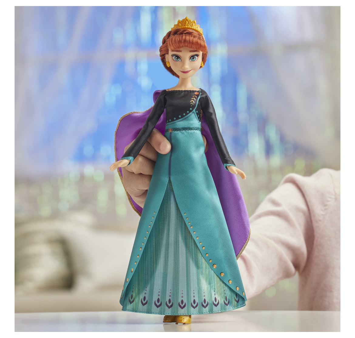 Frozen 2 Musical Adventure Anna Doll, Sings "Some Things Never Change" 684922