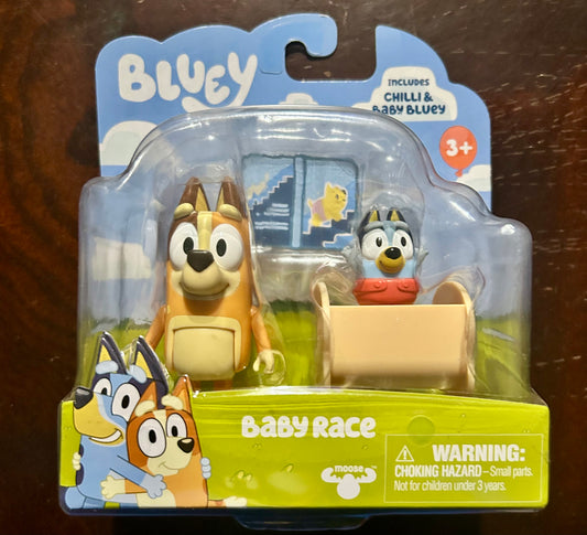 Bluey, 2-Pack Figure Set, Includes Baby Bluey 17616