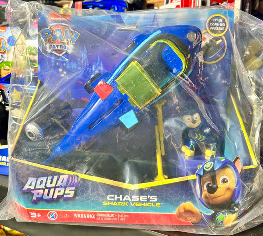 PAW Patrol Aqua Pups, Chase Transforming Vehicle with Figure 44671
