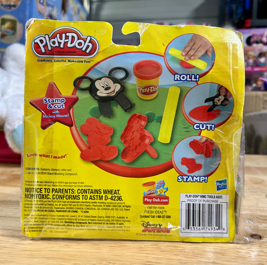 Play-Doh Disney Junior Mickey Mouse Clubhouse Stamp & Cut Mickey Set with 1 Can of Play-Doh 74934