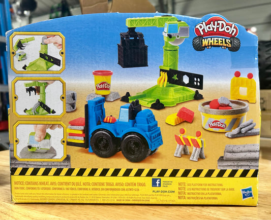 Play-Doh Wheels Crane and Forklift, Cement Buildin' Compound + 2 Colors (6 oz) 78400