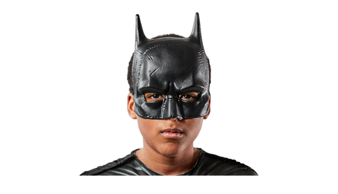 The Batman Deluxe Boys Small (6-7) Dress Up Halloween Costume 02719