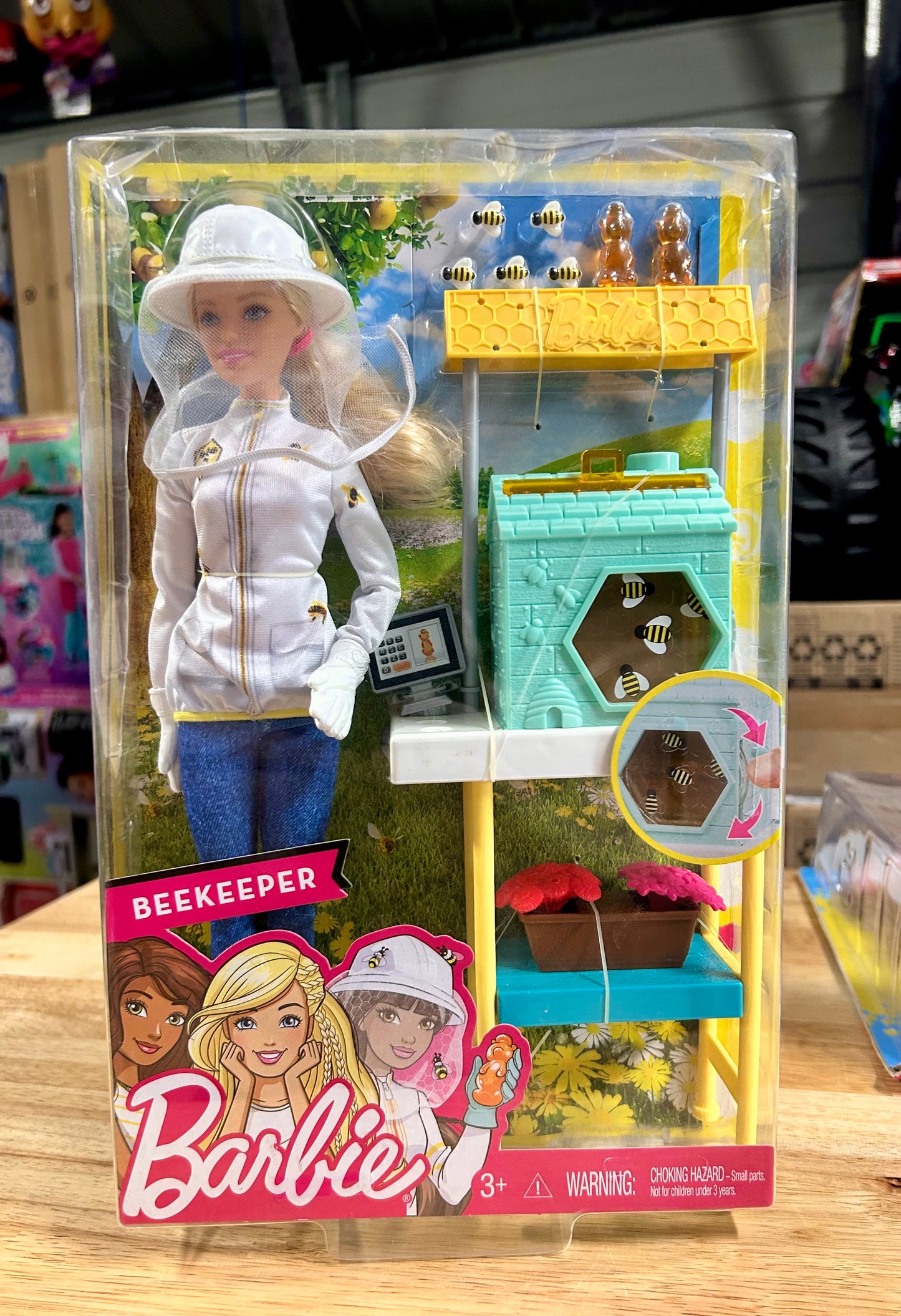Barbie Careers Beekeeper Doll and Beehive Playset, Blonde Hair 62871
