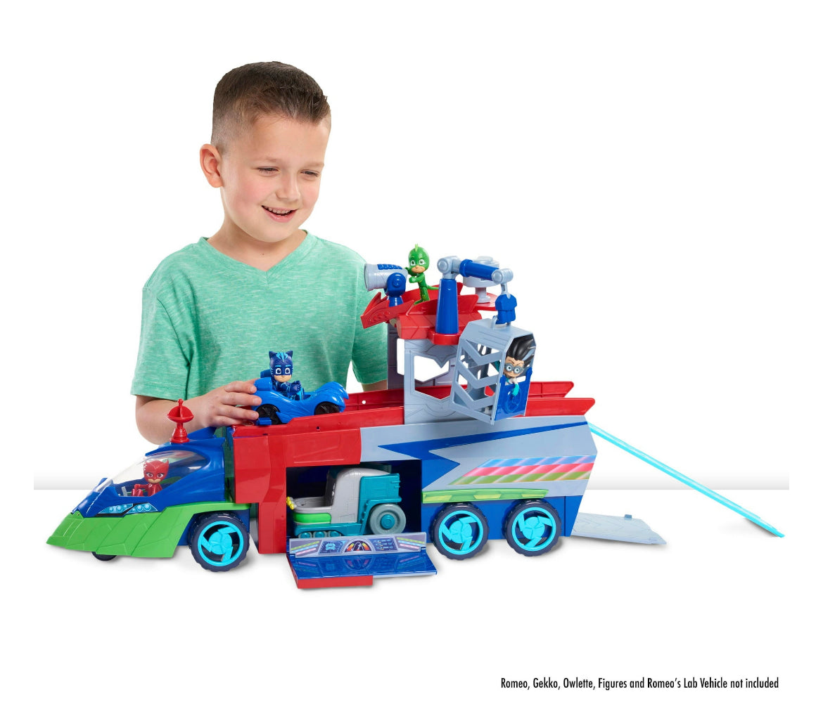 PJ Masks PJ Seeker Vehicle Playset 95446