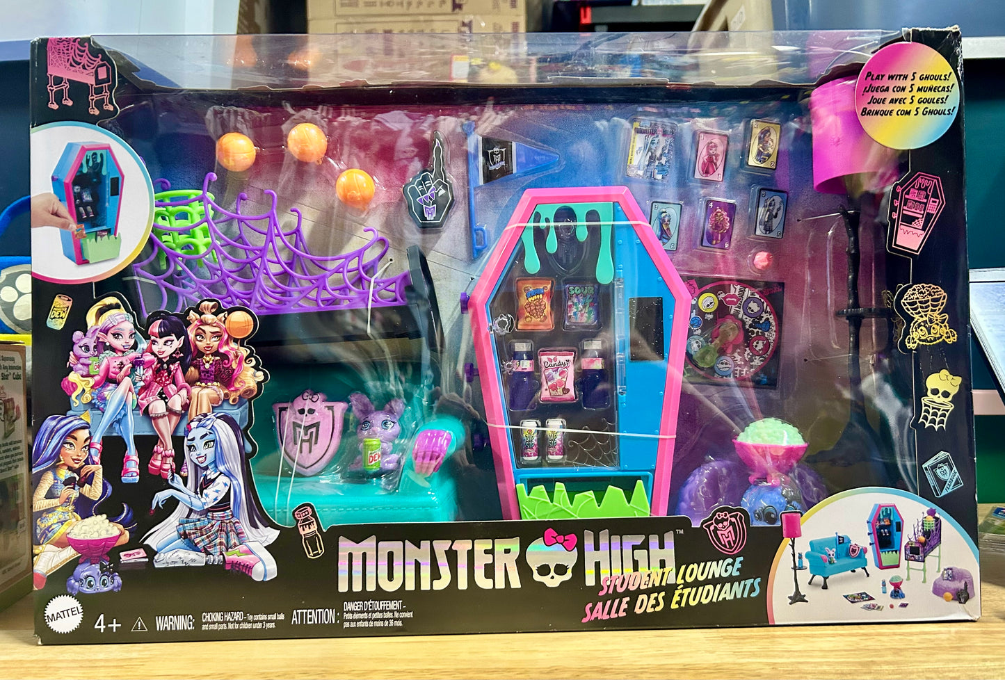 Monster High Student Lounge Playset, Furniture and Accessories 13938