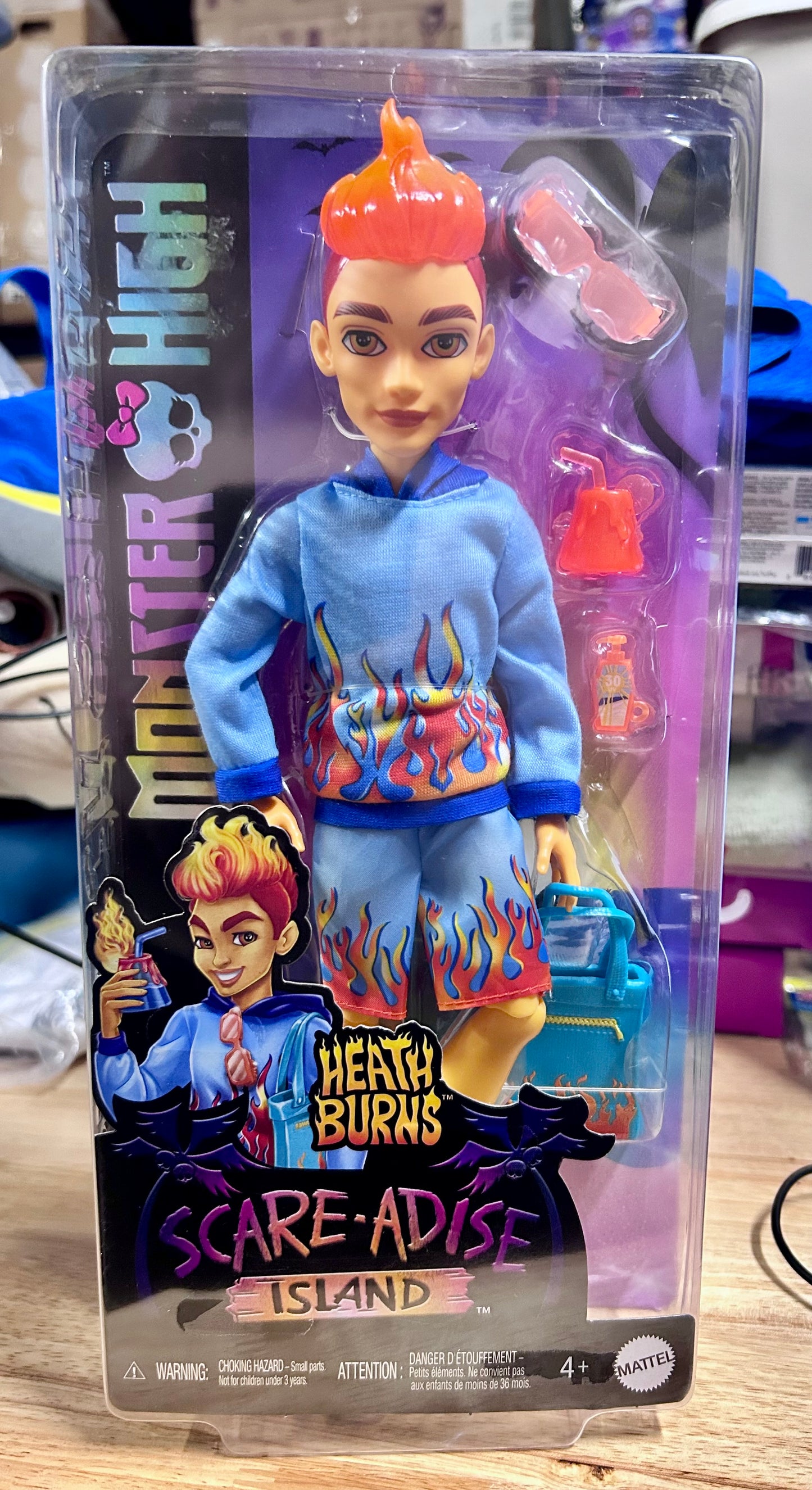 Monster High Scare-adise Island Heath Burns Fashion Doll with Swim Trunks 18354