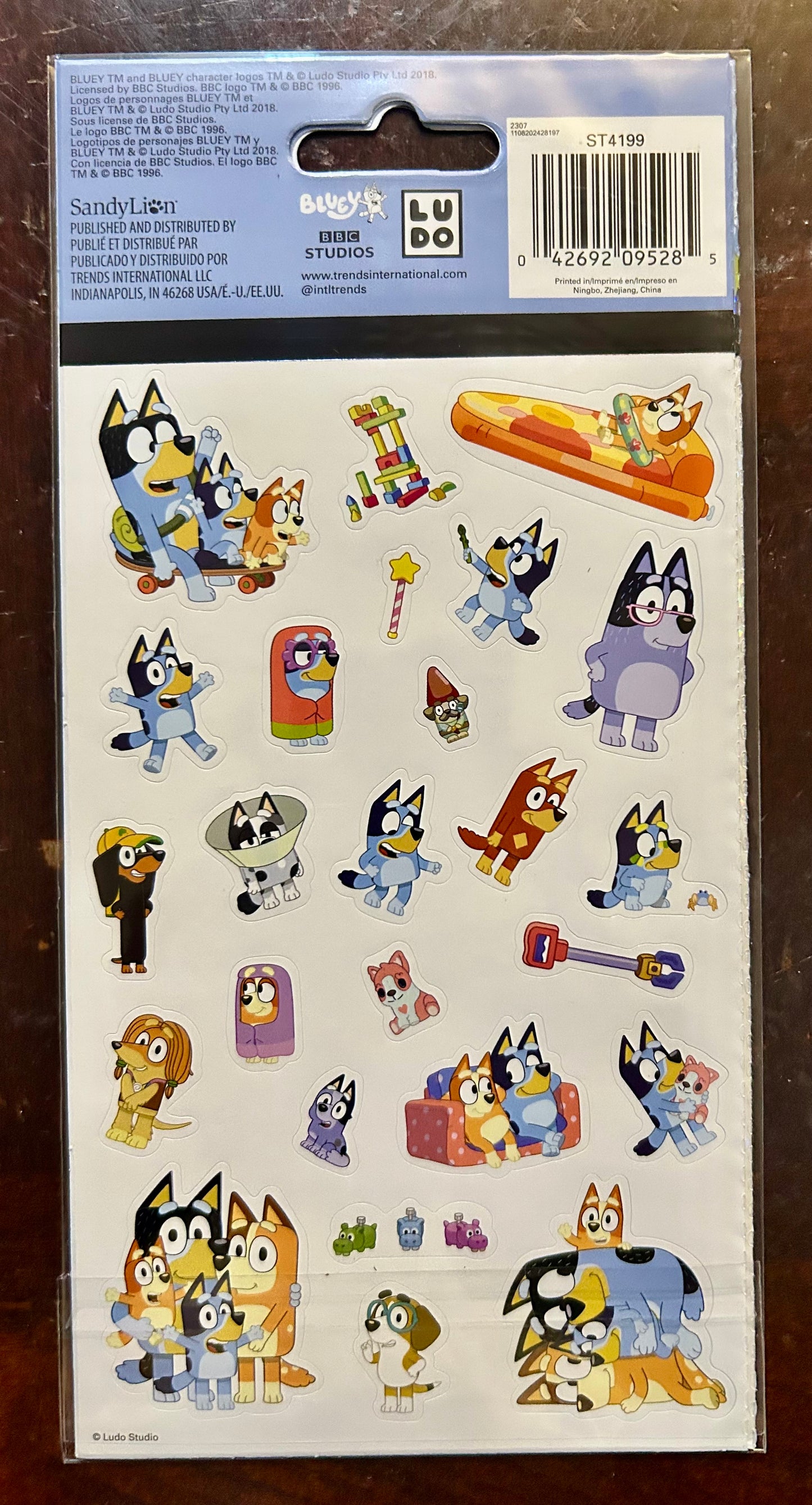 Bluey Character 4-Sheets Sticker Pack 09528