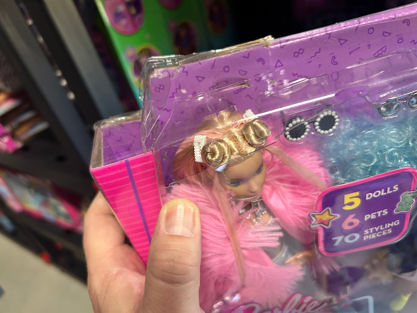 Barbie Extra Fashion Doll 5-Pack with 6 Pets & 70 Styling Pieces, Clothes & Accessories 04748D
