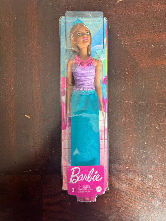 Barbie Dreamtopia Doll Brunette Hair with Removable Blue Skirt, Shoes 05576
